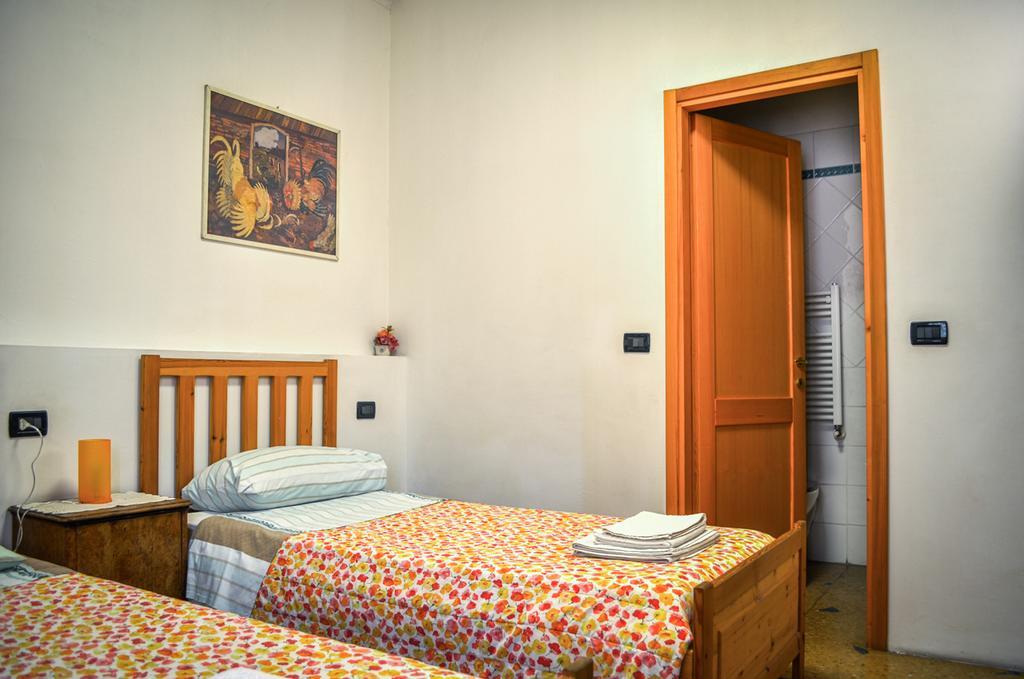 Bed And Breakfast Arcobaleno Bologna Kültér fotó